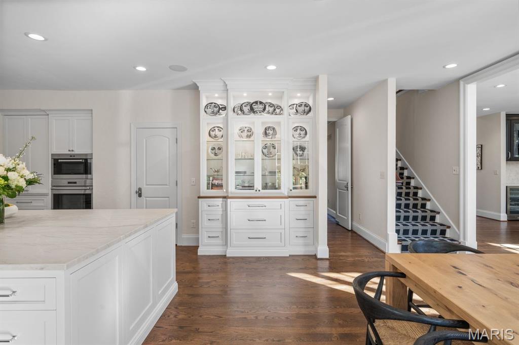 Ladue Manor - Residential