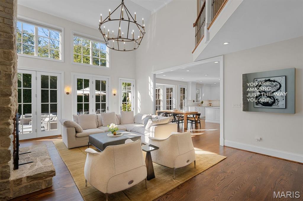 Ladue Manor - Residential