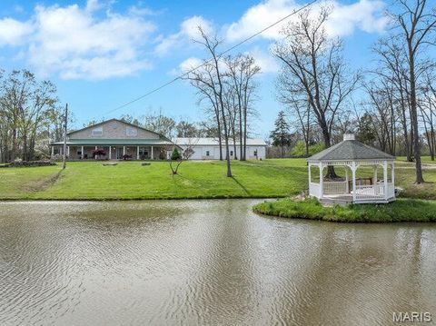 Photo of 20054 Shady Tree Lane, Warrenton, MO 63383 (MLS # 25055494)