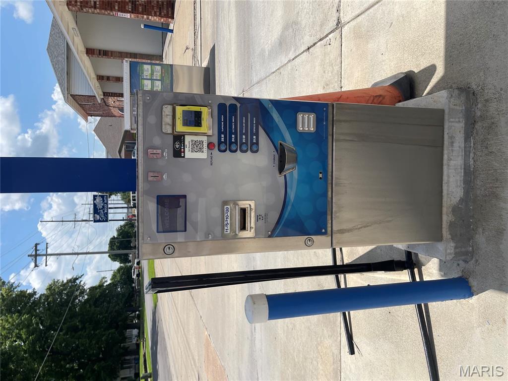 n/a - Commercial Sale