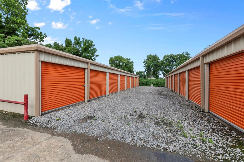 n/a - Commercial Sale