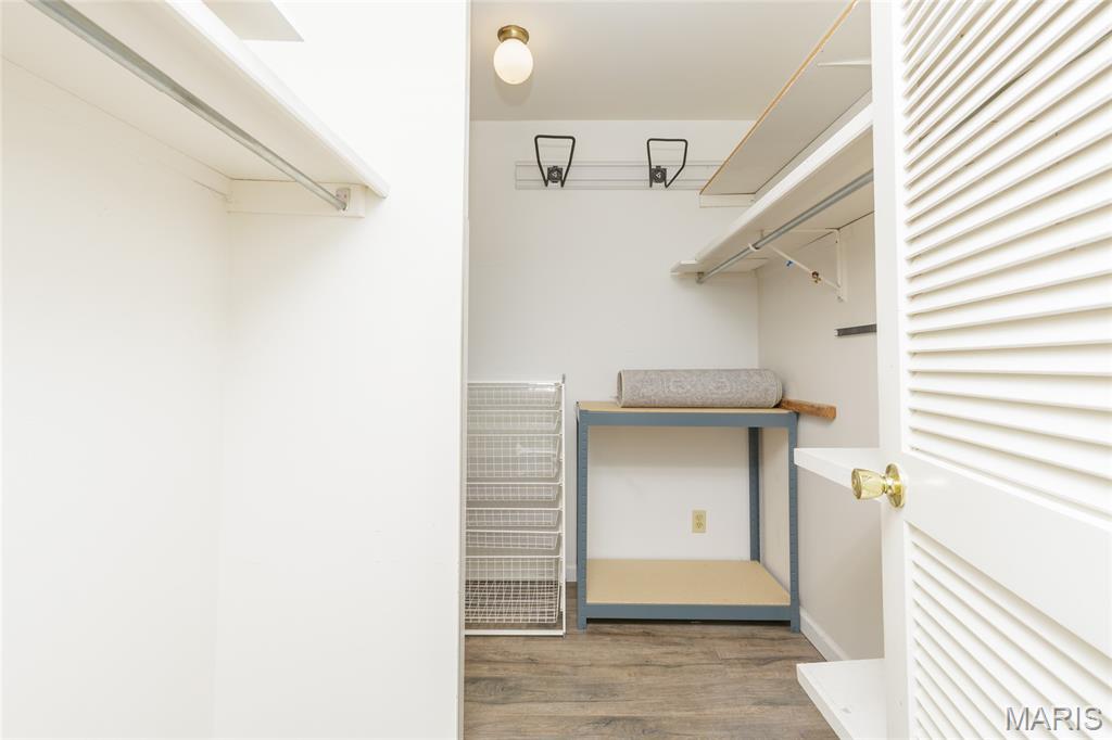 Coeur De Royale Condo Ph 2 1st - Residential