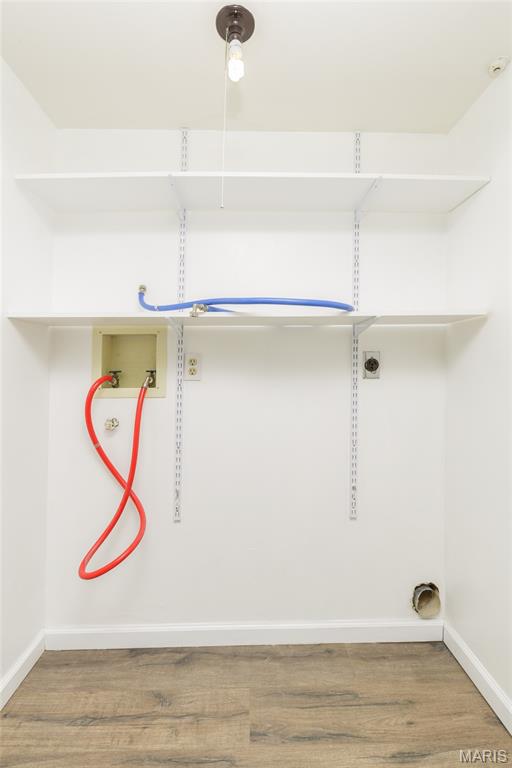 Coeur De Royale Condo Ph 2 1st - Residential