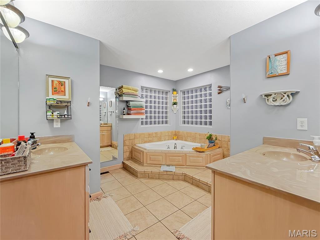 Laclede - Residential