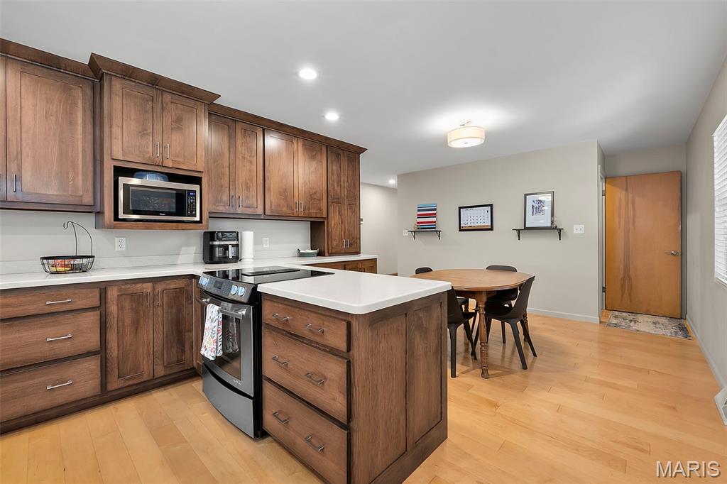 Lakeview Estate - Residential