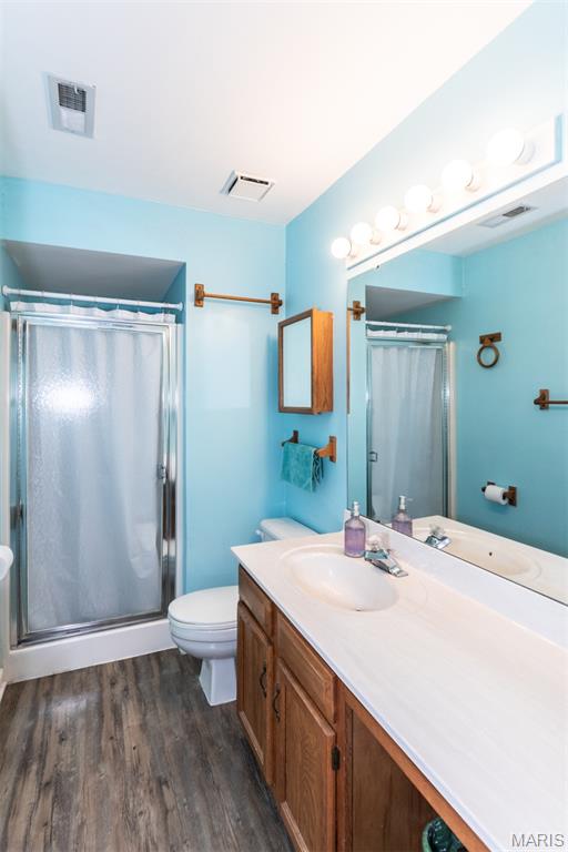 Whitehall Place Condo Ph Three - Residential