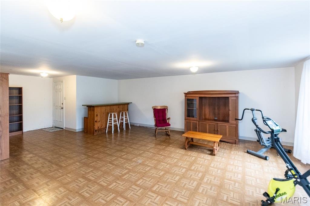 Whitehall Place Condo Ph Three - Residential