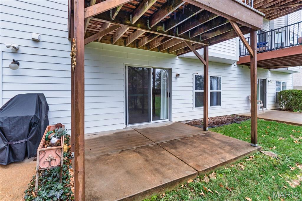 Whitehall Place Condo Ph Three - Residential