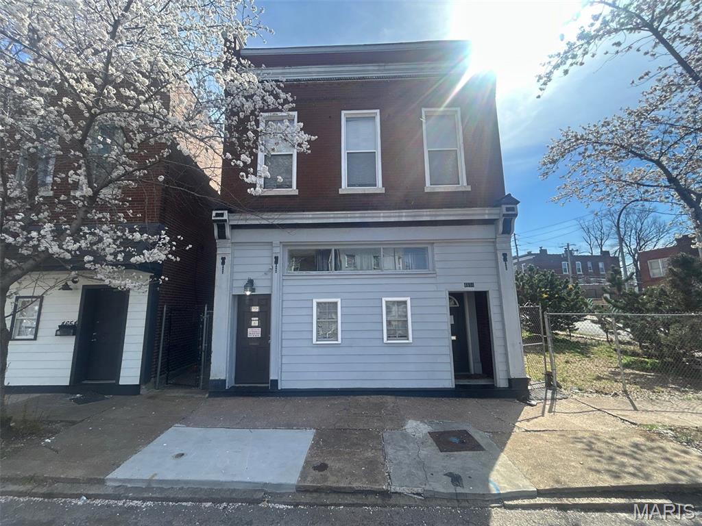 City/St Louis - Residential Income