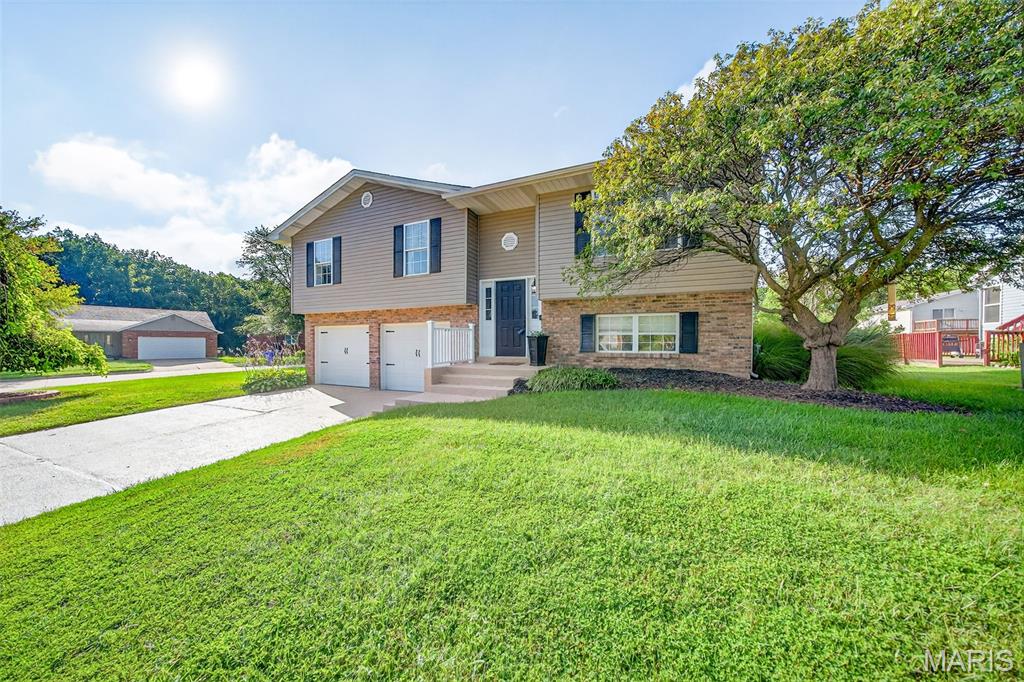 Wentzville, Missouri 63385, United States, 3 Bedrooms Bedrooms, ,3 BathroomsBathrooms,Residential,Active,194381