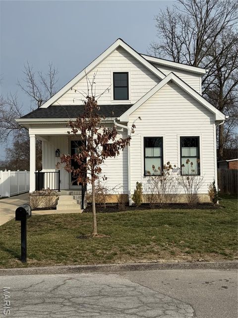 Photo of 516 Arminda Avenue, Kirkwood, MO 63122 (MLS # 26013606)