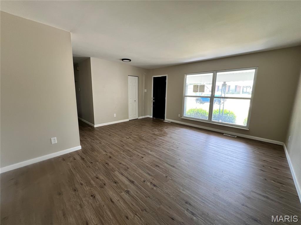 8435 Bridle Spur Drive