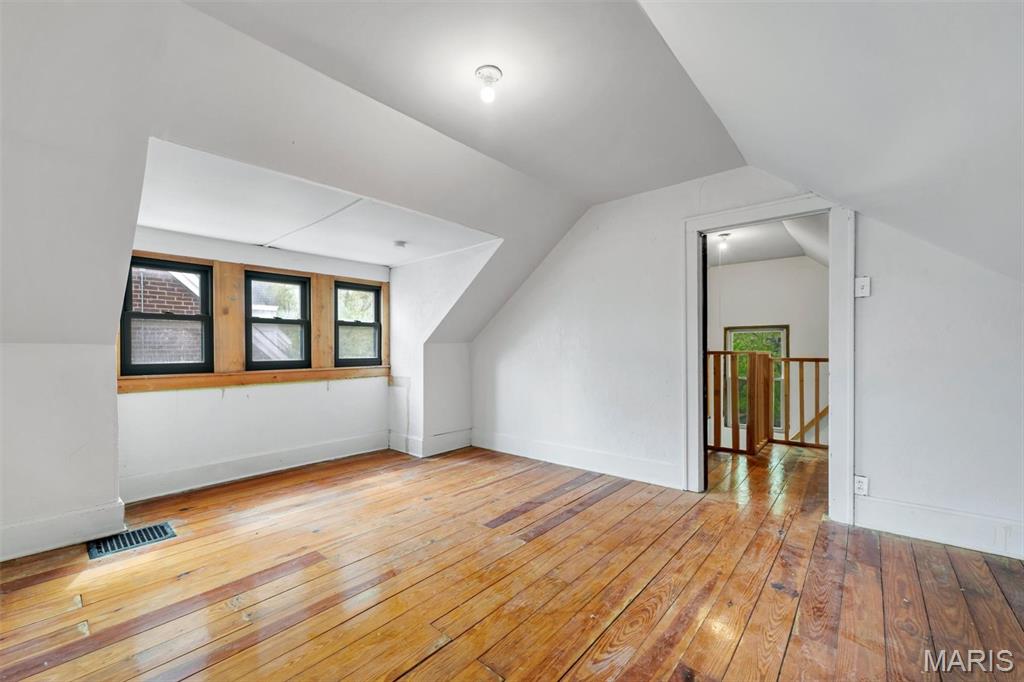 J D Richmond - Residential