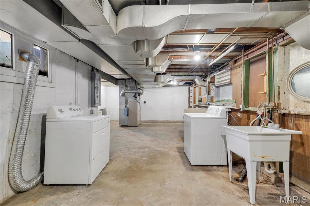 J D Richmond - Residential