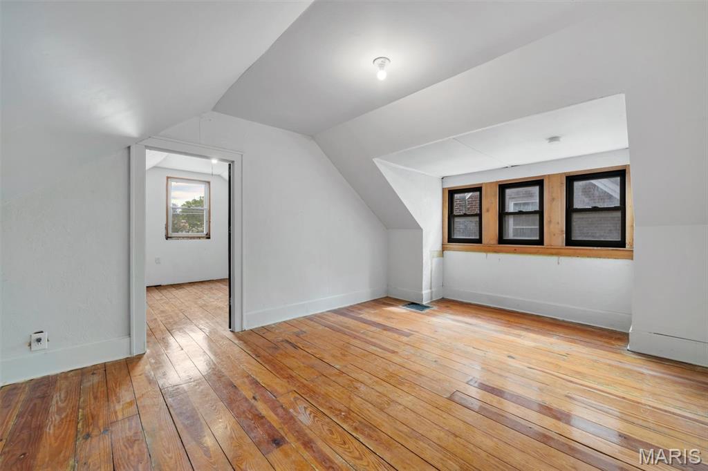 J D Richmond - Residential