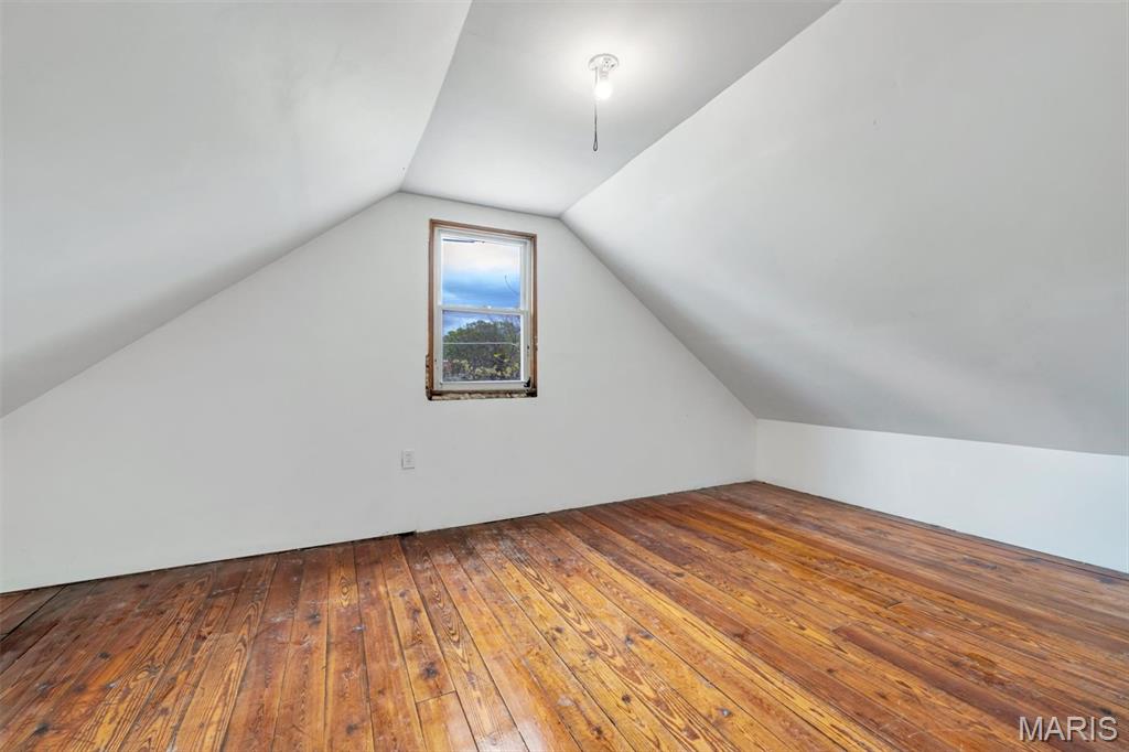 J D Richmond - Residential