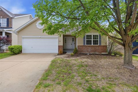 Photo of 330 Hunters Heights Drive, Eureka, MO 63025 (MLS # 26022315)