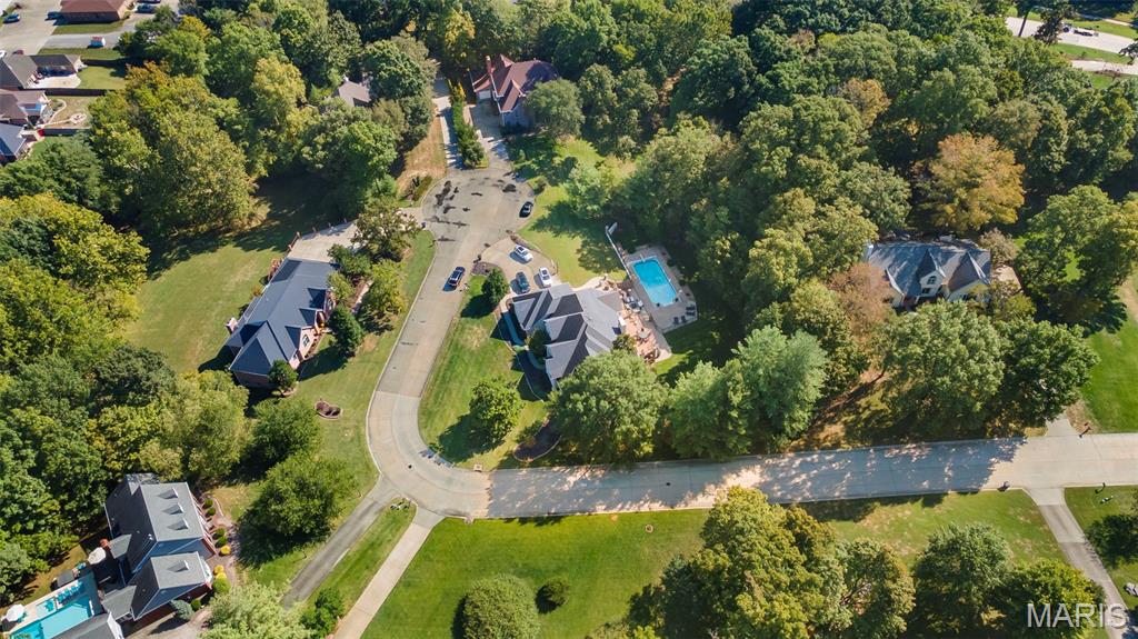 Summit Estate - Residential