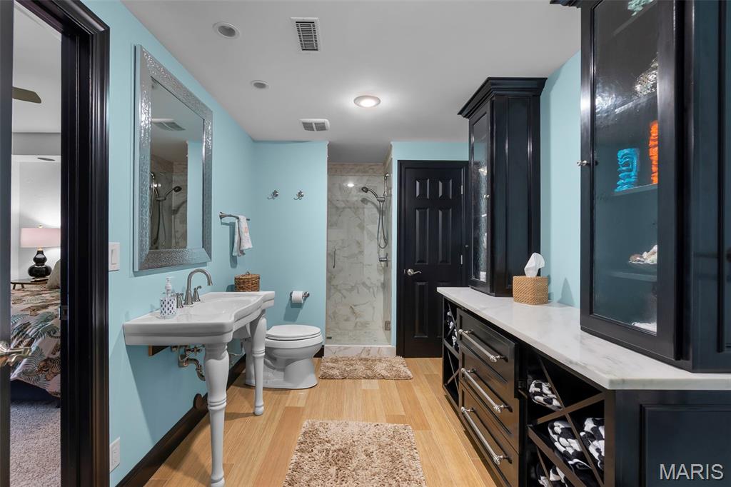 Summit Estate - Residential