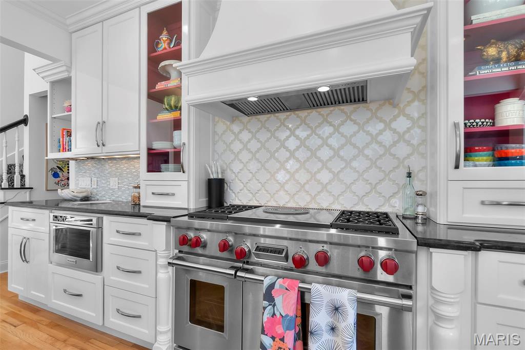 Summit Estate - Residential