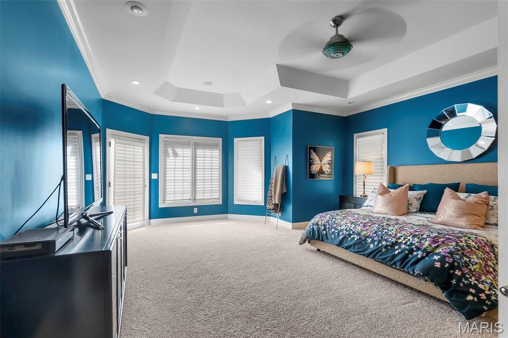 Summit Estate - Residential