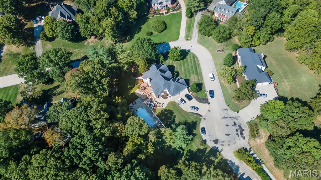 Summit Estate - Residential