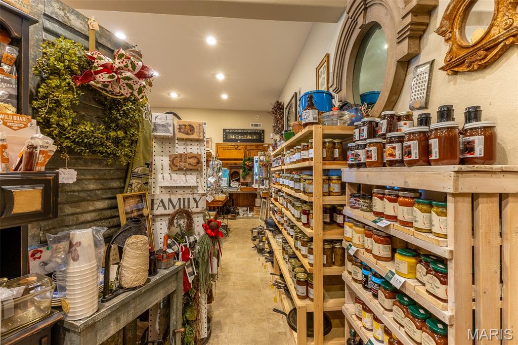 none - Commercial Sale