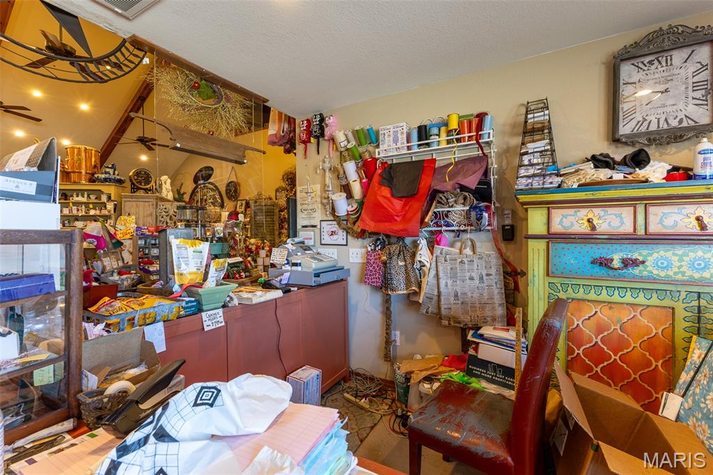 none - Commercial Sale