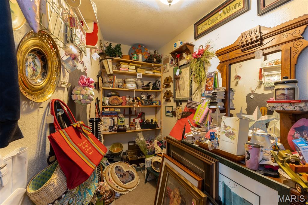 none - Commercial Sale