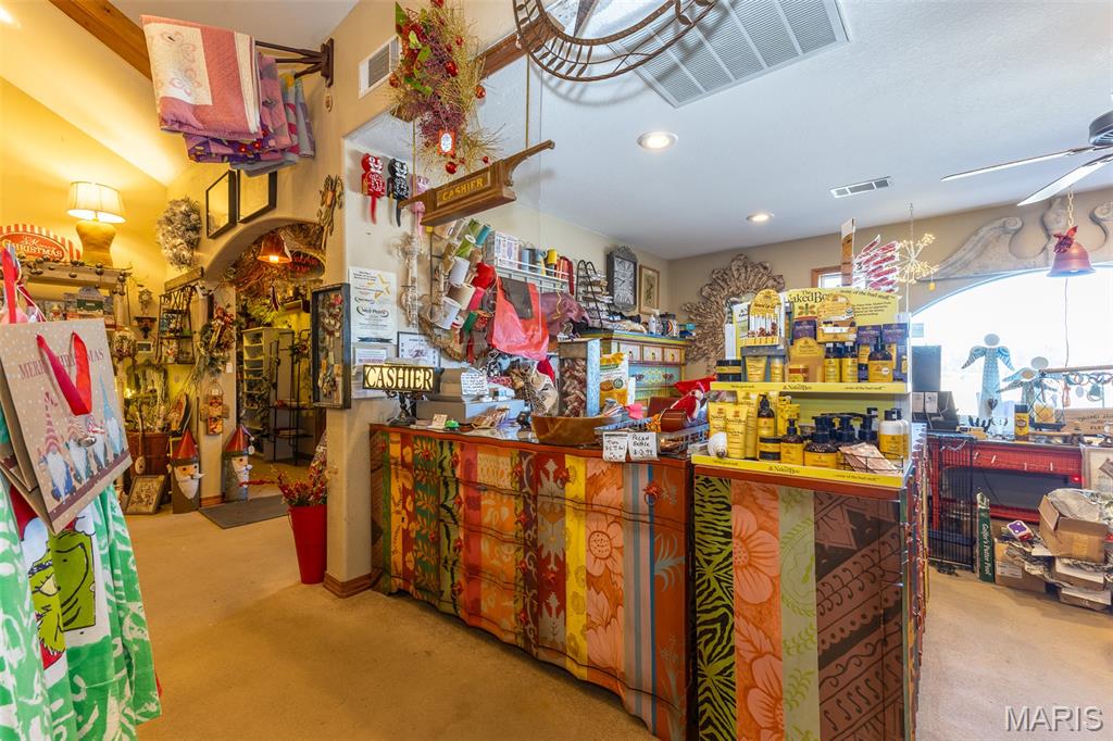 none - Commercial Sale