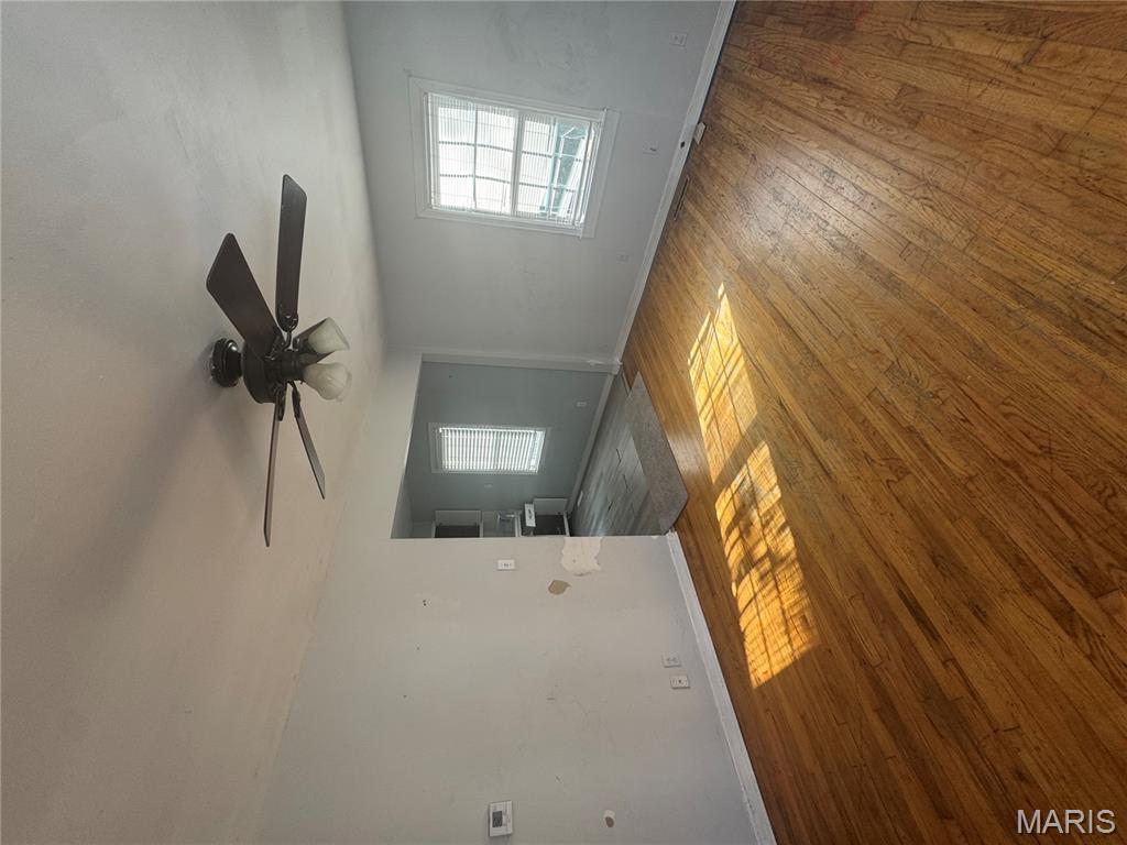 CARY HOMECREST - Residential