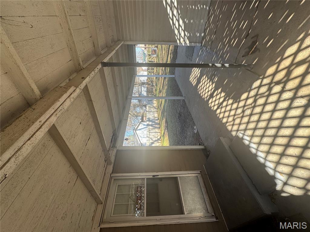 CARY HOMECREST - Residential