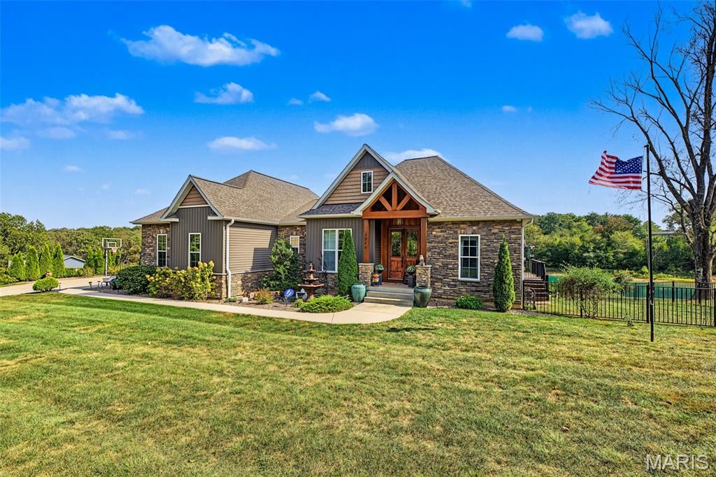 2840 Nicole Lane