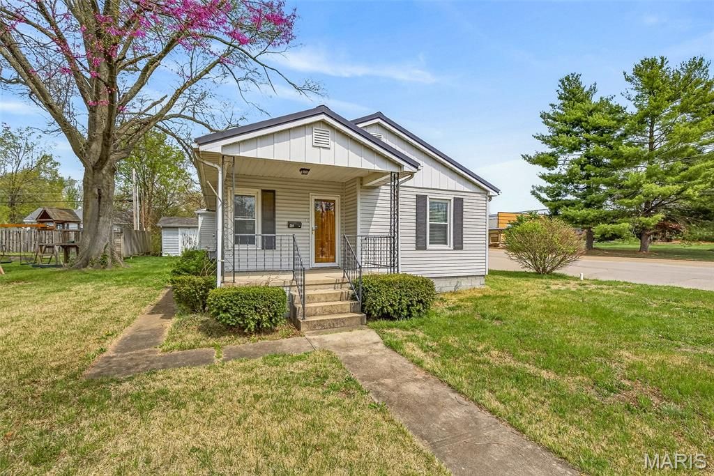 Photo of 43 Trimfoot Terrace, Farmington, MO 63640 (MLS # 26020726)