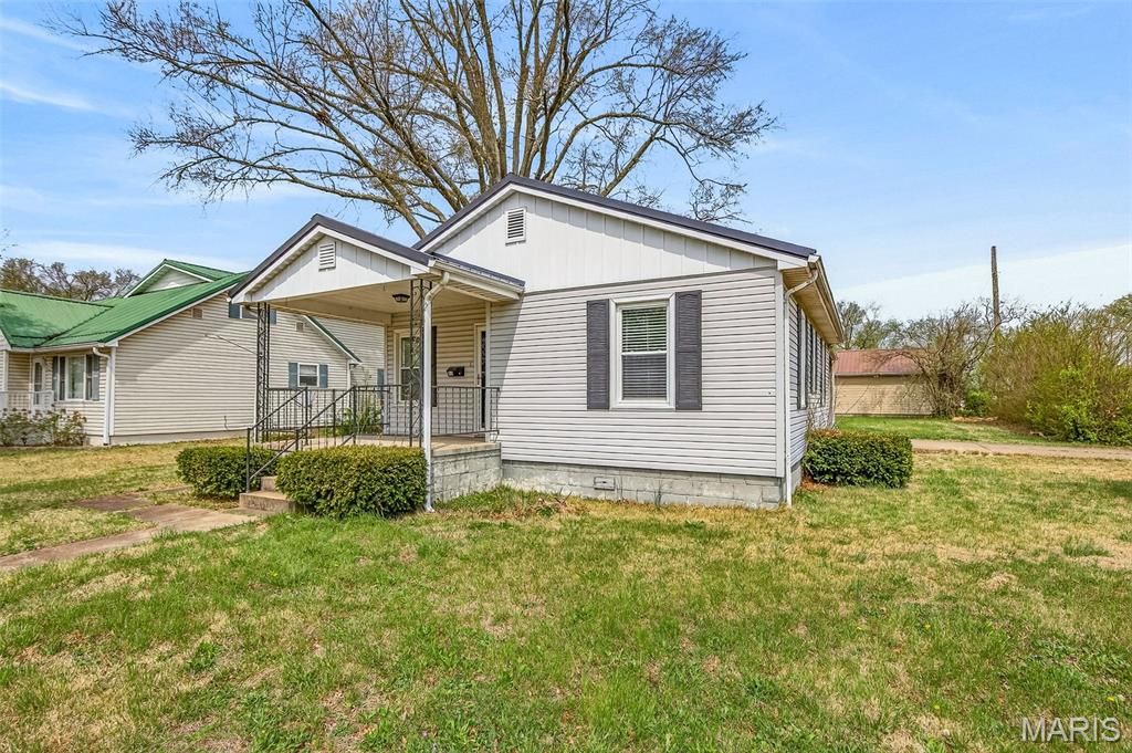 Photo of 43 Trimfoot Terrace, Farmington, MO 63640 (MLS # 26020726)