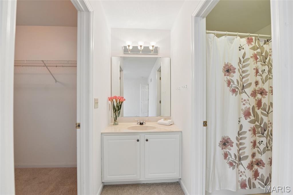 Spring Hill Bluffs - Residential