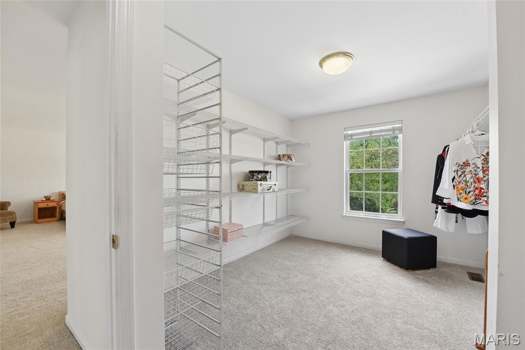 Spring Hill Bluffs - Residential