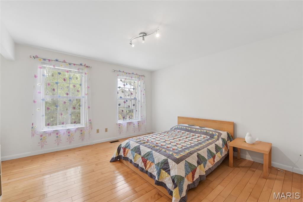 Spring Hill Bluffs - Residential