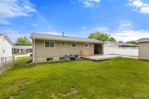 Tiny photo for 669 Green Hedge Drive, Fenton, MO 63026 (MLS # 26011072)