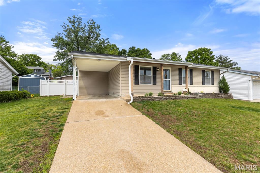 669 Green Hedge Drive