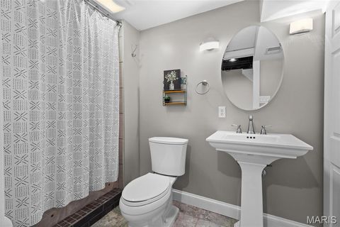 Tiny photo for 669 Green Hedge Drive, Fenton, MO 63026 (MLS # 26011072)