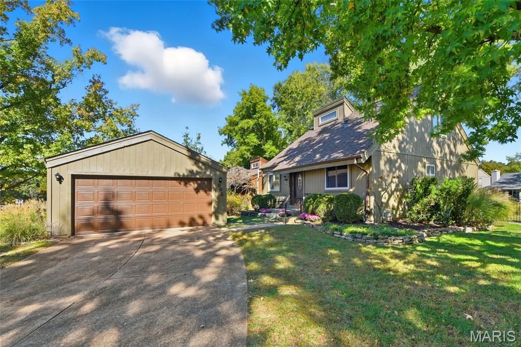 Photo of 962 Barcroft Woods Court, Manchester, MO 63021 (MLS # 25067825)