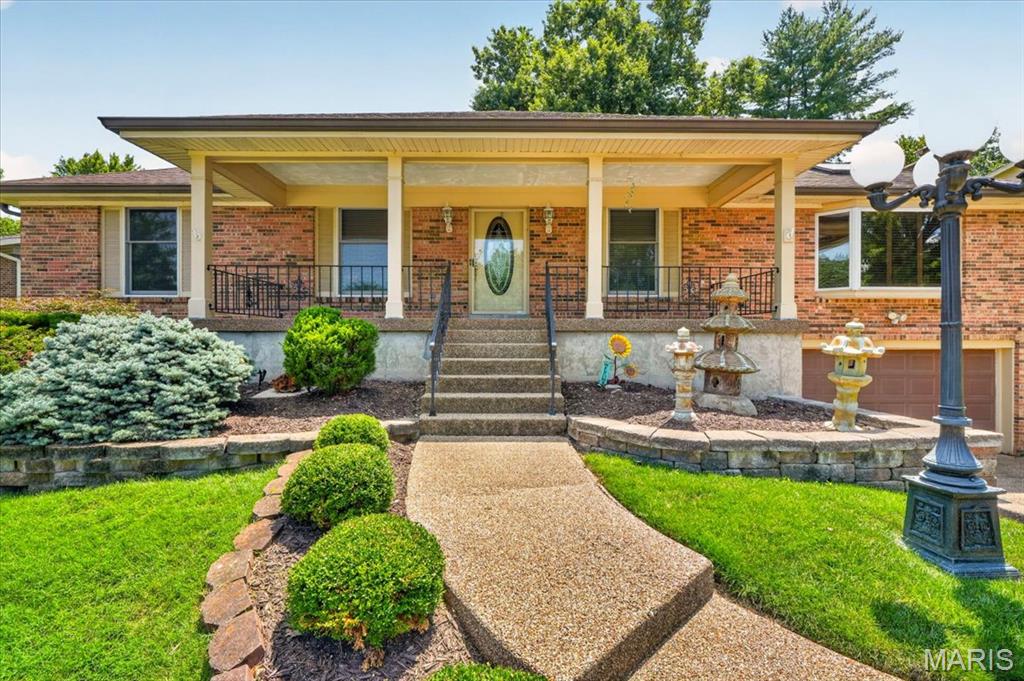 468 Falaise Drive