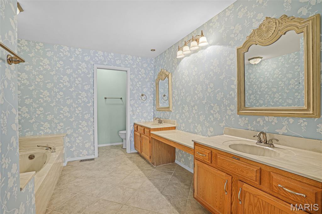 Villages At Baxter Ridge Four Condo - Residential