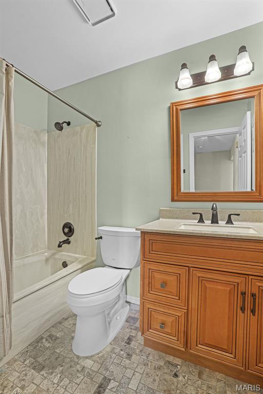 Villages At Baxter Ridge Four Condo - Residential