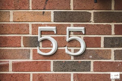 Tiny photo for 55 S Gore Ave #1 H, Webster Groves, MO 63119 (MLS # 26001069)