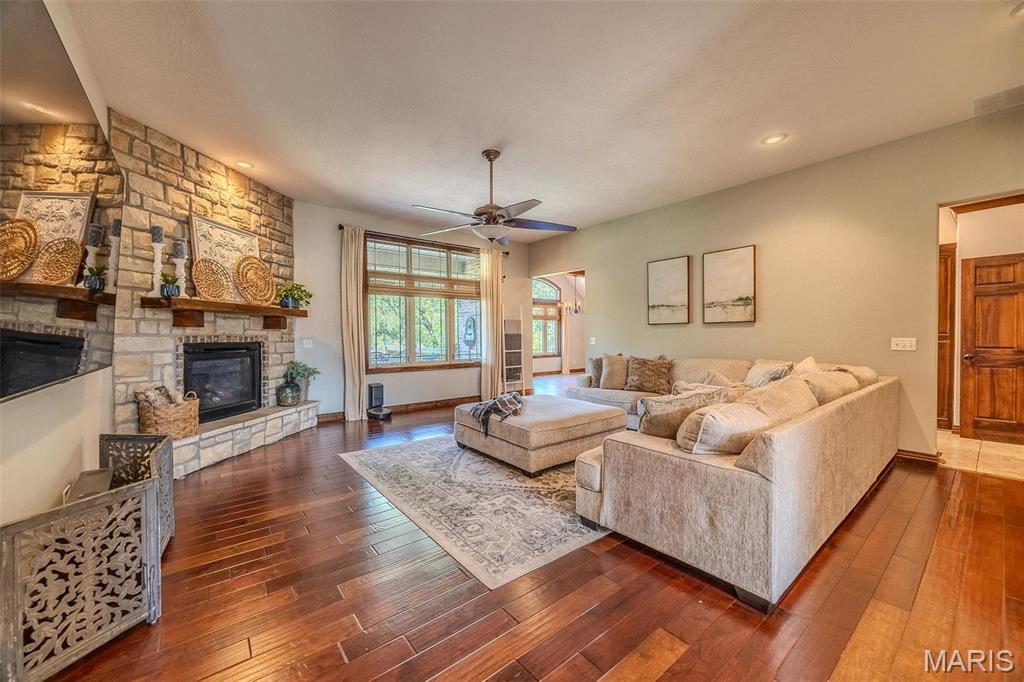 CASTLE ROCK ESTATES - Residential