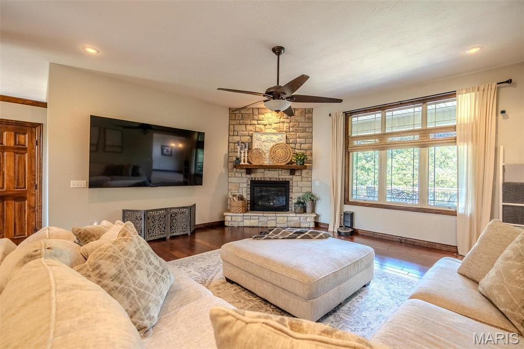 CASTLE ROCK ESTATES - Residential