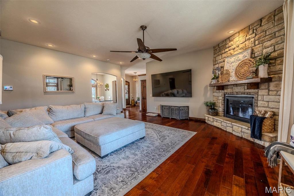 CASTLE ROCK ESTATES - Residential