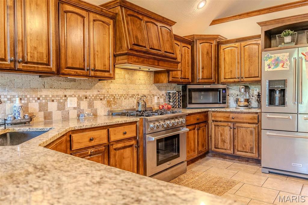 CASTLE ROCK ESTATES - Residential